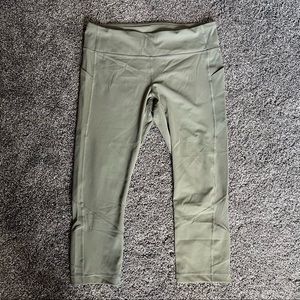 Lululemon Capri Leggings